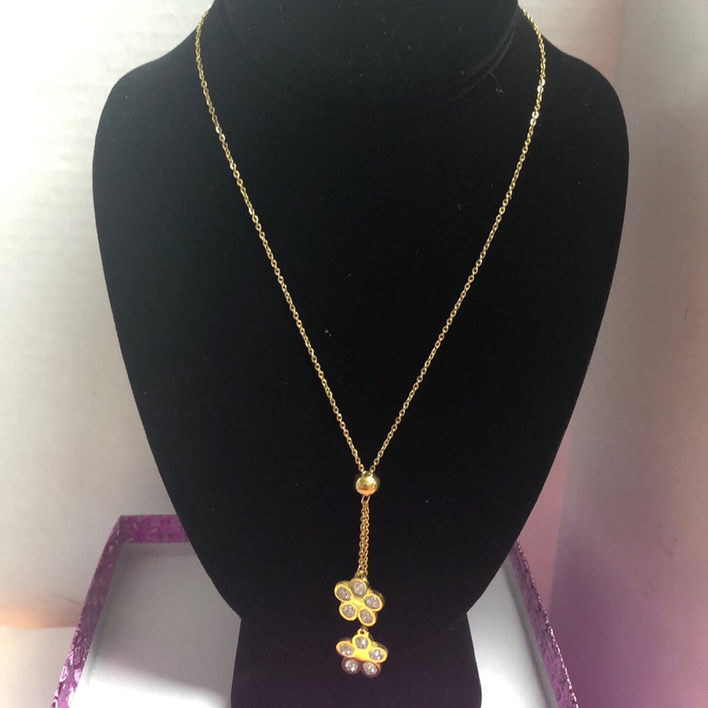 Woman new stainless steel set chain and earrings